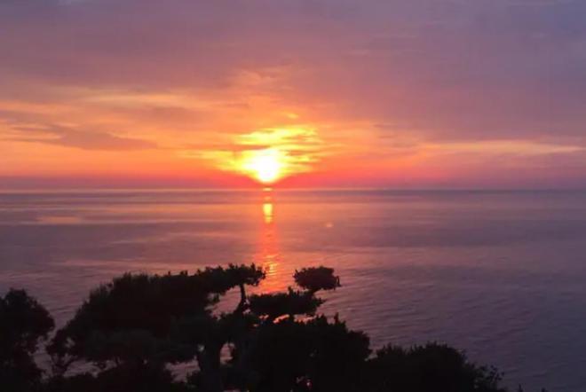 Coin De Paradis Vue Dominante Sur Mer, Montagne Et Tour Genoise Avec Jacuzzi Pino Dış mekan fotoğraf
